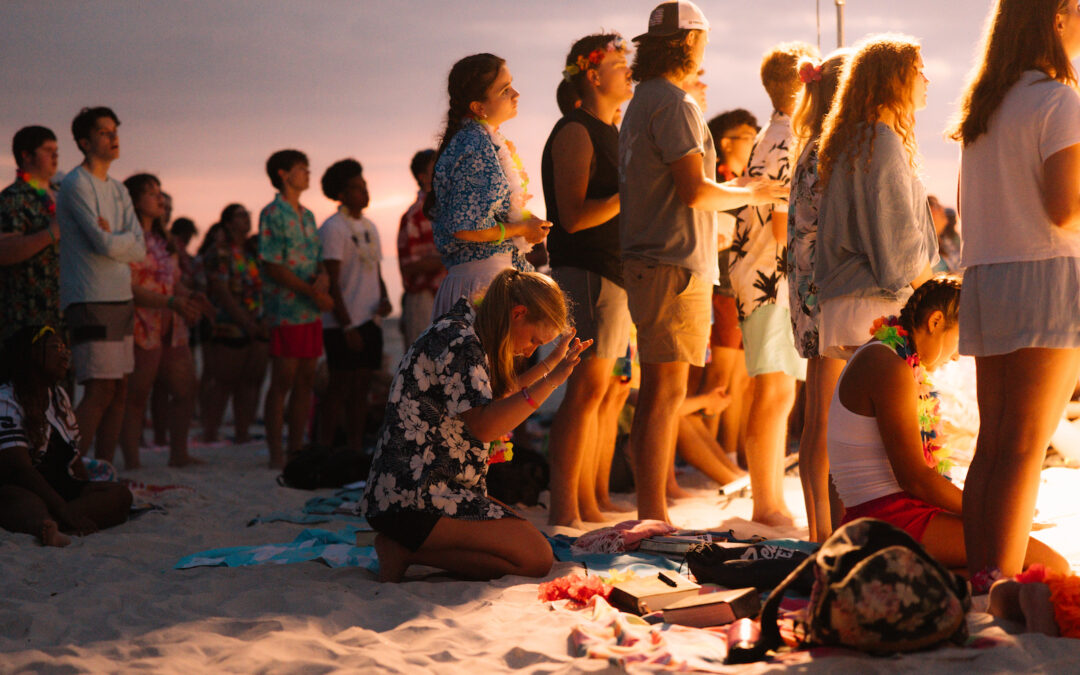 Students Encounter God at Beach Week